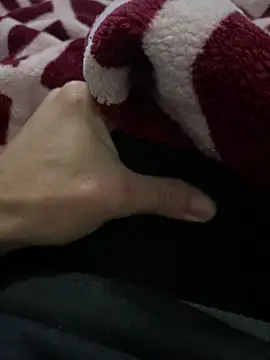 Snapshot of BCFZD chatting on December 19, 10:28 pm BCFZD online show from December 19, 10:28 pm