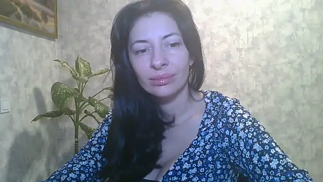 LissaBlossom online show from December 2, 3:56 am