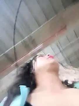 JaquiDi online show from February 16, 2:51 am