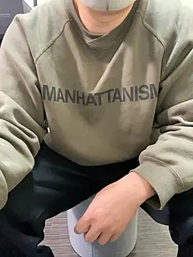 Snapshot of K0718 chatting on February 14, 6:32 am K0718 online show from February 14, 6:32 am