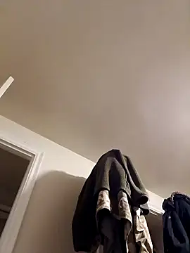 Snapshot of MrDaddyBbSnake chatting on January 16, 1:37 am MrDaddyBbSnake online show from January 16, 1:37 am