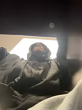 Snapshot of MrDaddyBbSnake chatting on January 17, 4:36 pm MrDaddyBbSnake online show from January 17, 4:36 pm