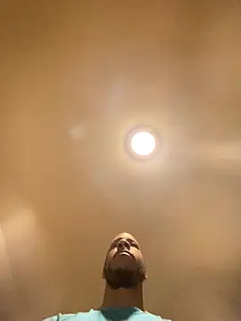 Snapshot of MrDaddyBbSnake chatting on January 18, 11:00 pm MrDaddyBbSnake online show from January 18, 11:00 pm