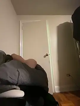 Snapshot of MrDaddyBbSnake chatting on February 13, 5:16 am MrDaddyBbSnake online show from February 13, 5:16 am