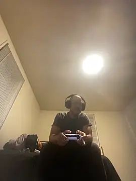 Snapshot of MrDaddyBbSnake chatting on September 12, 1:17 am MrDaddyBbSnake online show from September 12, 1:17 am