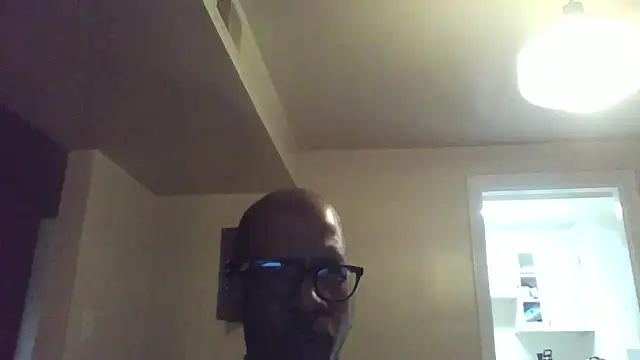 Snapshot of MrDaddyBbSnake chatting on November 22, 1:26 am MrDaddyBbSnake online show from November 22, 1:26 am