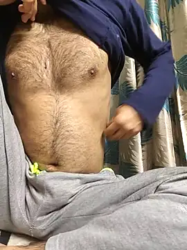 TOPMOON001 online show from February 24, 7:12 pm