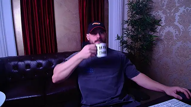 AdamJamesonn online show from January 6, 7:01 am