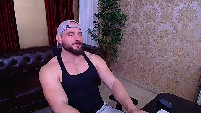AdamJamesonn online show from March 3, 5:46 am