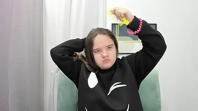 AdeleCruz online show from March 4, 1:06 pm