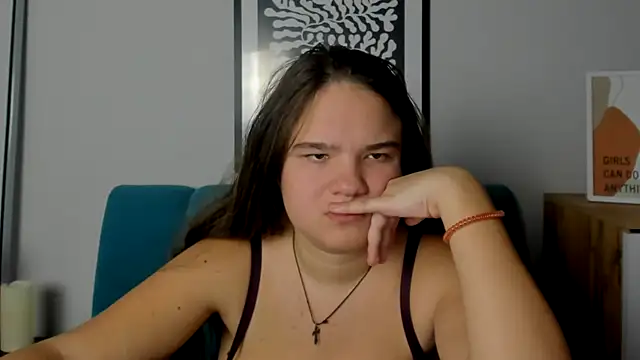 AdeleCruz online show from December 2, 1:17 pm