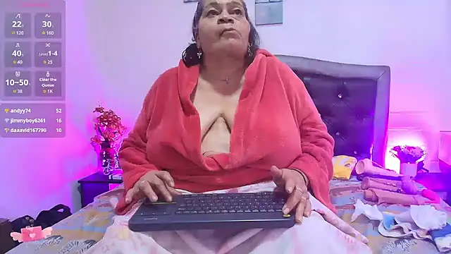 VickyBoobss online show from July 16, 8:53 am