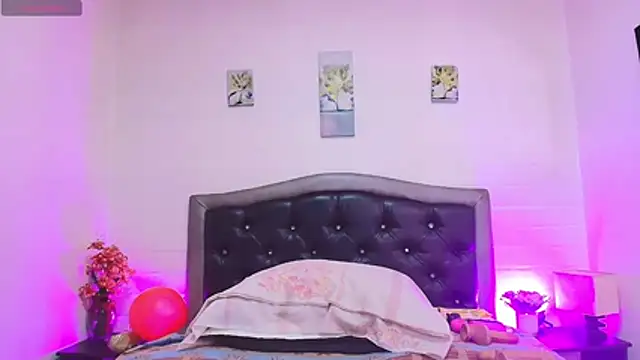 VickyBoobss online show from July 19, 2:04 am