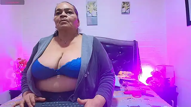 VickyBoobss online show from July 22, 1:52 am