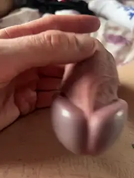 willy75 online show from February 7, 2:37 pm