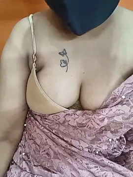 Lolitatamil online show from May 30, 11:13 pm
