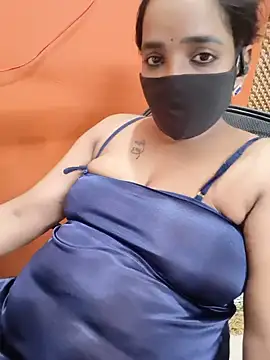 Lolitatamil online show from June 7, 5:27 pm