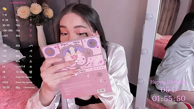 chelsea bolton  online show from October 8, 12:47 pm