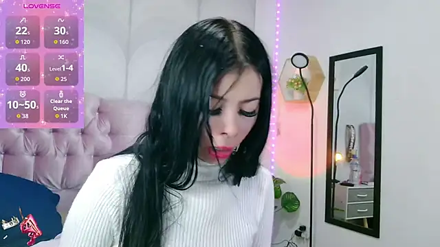 madison oli online show from September 29, 5:01 am