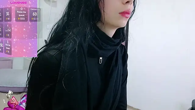 madison oli online show from October 2, 3:02 am