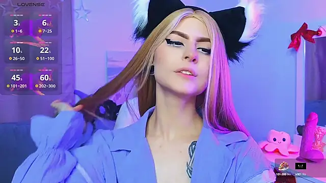 Snapshot of Emily__Mooree chatting on February 10, 4:08 am Emily Mooree online show from February 10, 4:08 am