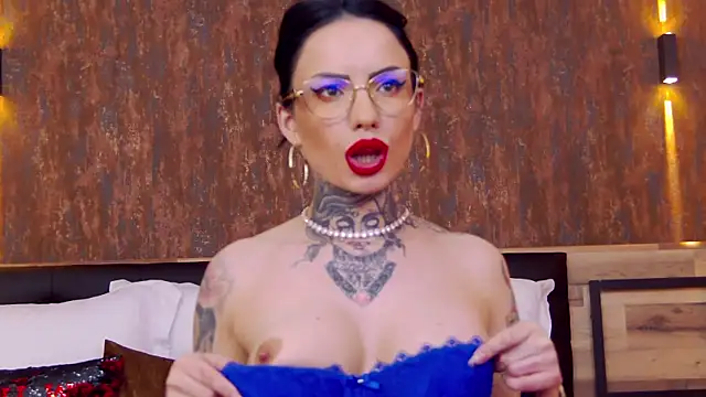 Snapshot of NataliaCristal chatting on February 12, 1:06 pm NataliaCristal online show from February 12, 1:06 pm