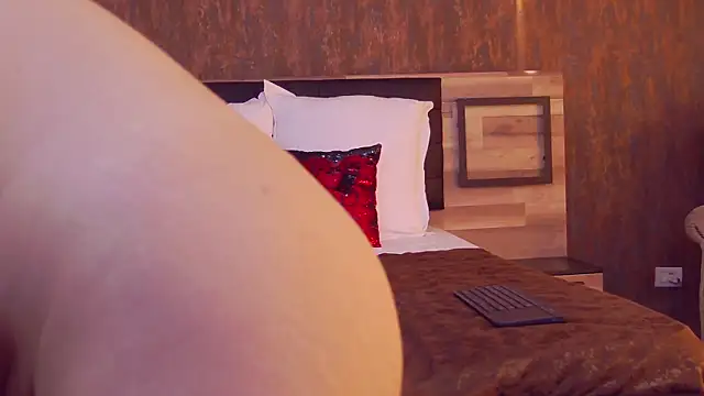 NataliaCristal online show from February 23, 7:33 am