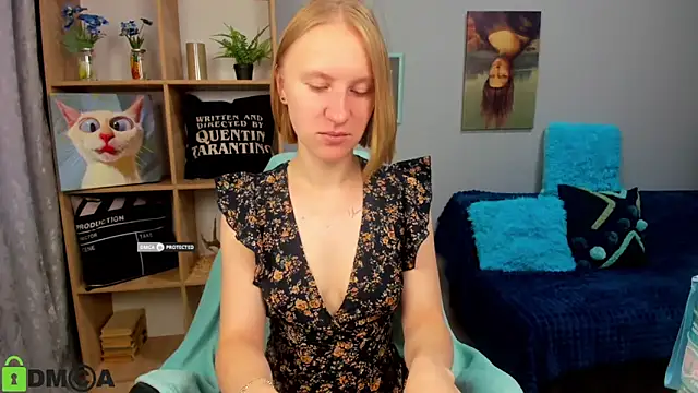 Snapshot of BeautyBlondy chatting on September 25, 6:06 am BeautyBlondy online show from September 25, 6:06 am