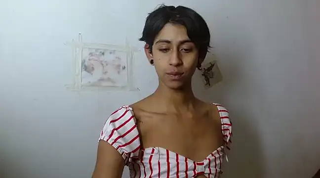 boysLittle online show from February 16, 12:21 pm