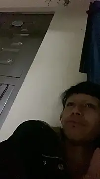 boysLittle online show from November 19, 4:34 am