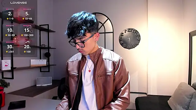 tim  fox online show from October 27, 12:09 pm