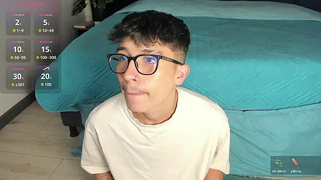 Snapshot of tim__fox chatting on May 11, 12:00 pm tim fox online show from May 11, 12:00 pm