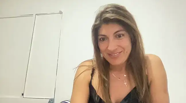 LunaBeya online show from February 23, 3:24 am