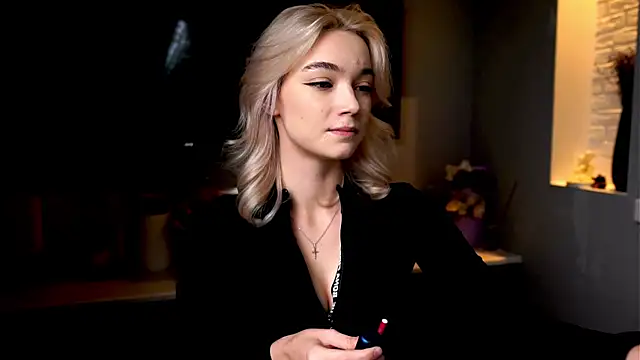 Snapshot of ileanacampbe chatting on January 28, 5:00 am ileanacampbe online show from January 28, 5:00 am