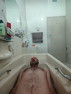 itsmeyes69 online show from February 25, 5:41 am