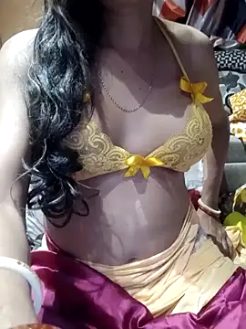 SANA-LEONI online show from January 25, 8:10 pm