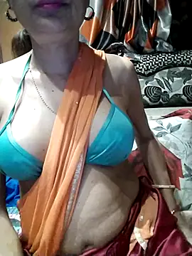 SANA-LEONI online show from February 28, 3:04 pm