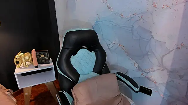 Snapshot of Sara_conde chatting on January 19, 5:28 pm Sara conde online show from January 19, 5:28 pm