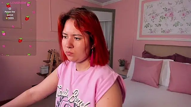 zoes milee online show from February 25, 11:19 am