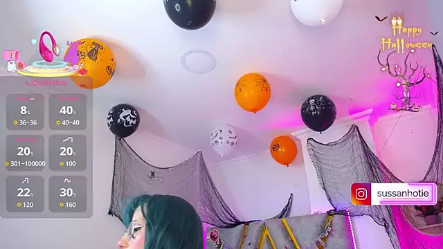 Snapshot of SussanHottye1_ chatting on November 4, 9:52 am SussanHottye1 online show from November 4, 9:52 am