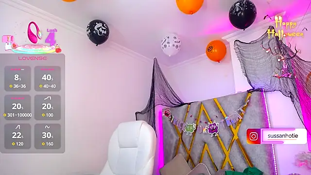 Snapshot of SussanHottye1_ chatting on November 5, 9:53 am SussanHottye1 online show from November 5, 9:53 am