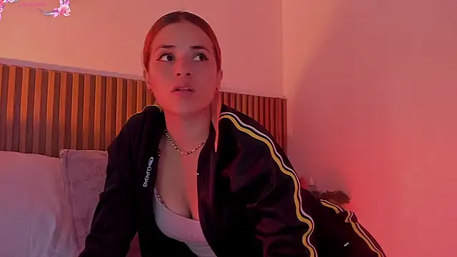 alliss ginger  online show from October 14, 2:45 am