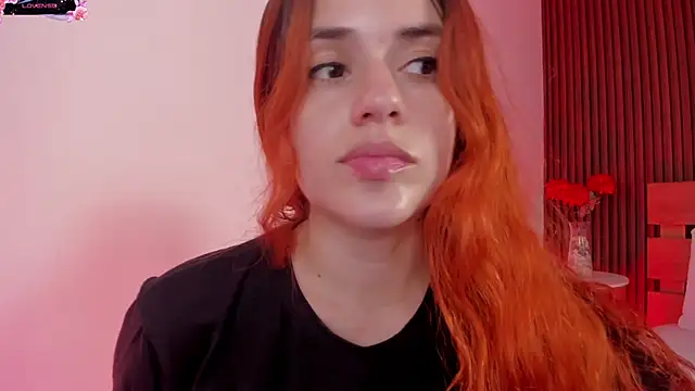 Snapshot of alliss_ginger_ chatting on May 15, 9:00 pm alliss ginger online show from May 15, 9:00 pm