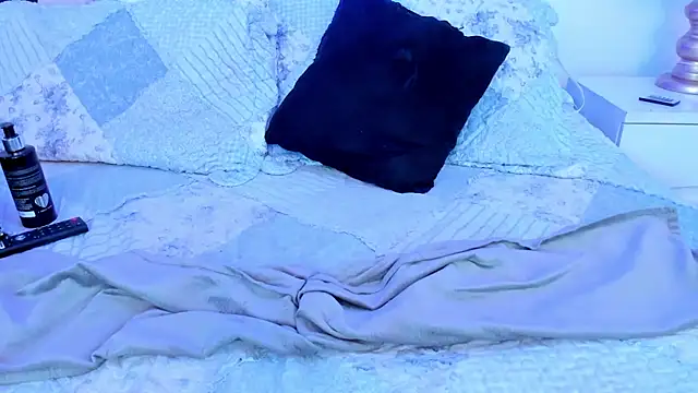 Snapshot of MeganPresleyy chatting on January 31, 6:14 pm MeganPresleyy online show from January 31, 6:14 pm