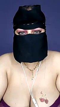 Snapshot of shosho500500 chatting on November 14, 12:31 am shosho500500 online show from November 14, 12:31 am