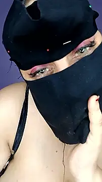 Snapshot of shosho500500 chatting on November 25, 7:52 am shosho500500 online show from November 25, 7:52 am