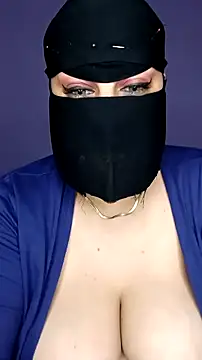 Snapshot of shosho500500 chatting on November 27, 8:05 am shosho500500 online show from November 27, 8:05 am