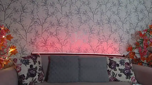 SweetChyou online show from February 11, 8:05 am