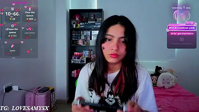 Lovelyamyy online show from June 3, 2:33 pm