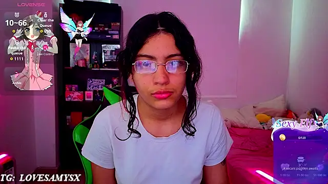 Lovelyamyy online show from July 6, 9:17 pm